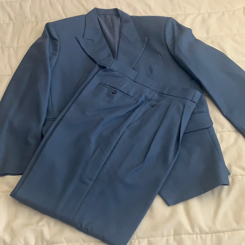 Suit